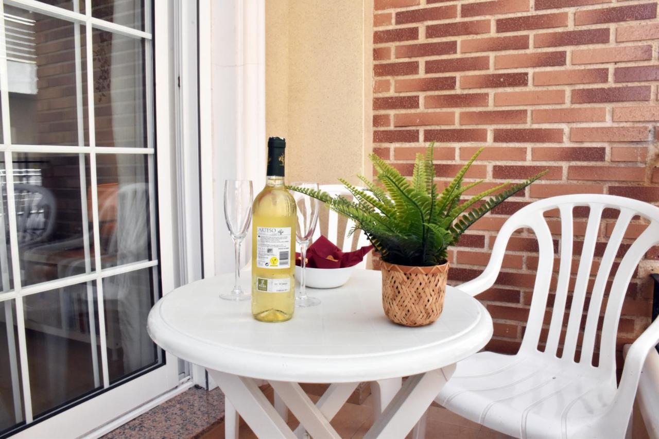 Beach Apartment Torrevieja Ngoại thất bức ảnh