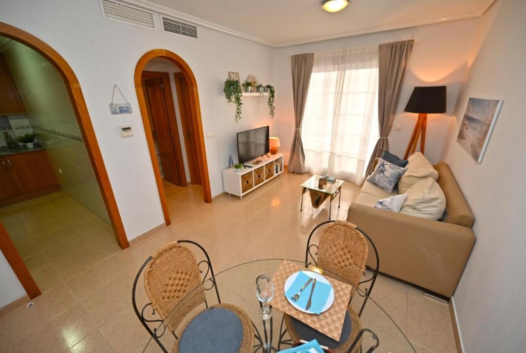 Beach Apartment Torrevieja Ngoại thất bức ảnh