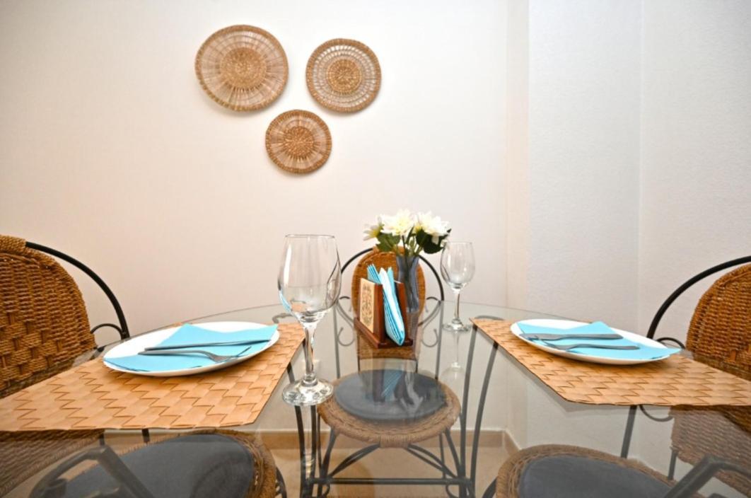 Beach Apartment Torrevieja Ngoại thất bức ảnh